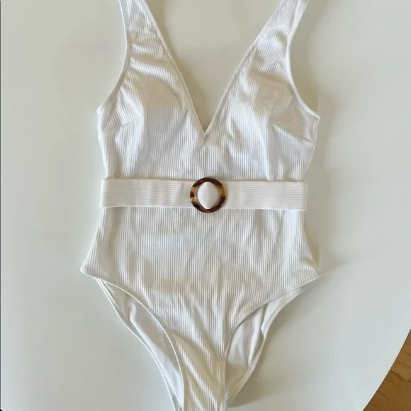 NWT white one-piece bathing suit - Picture 5 of 5